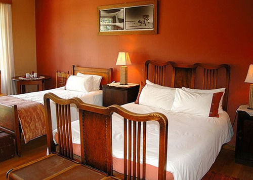 Klein-Aus Vista Desert Horse Inn ภายนอก รูปภาพ